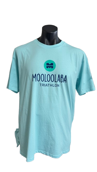 Mooloolaba Triathlon 2026 Men's Name Tee Pale Blue